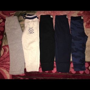 SOLD** 3t sweat pant bundle